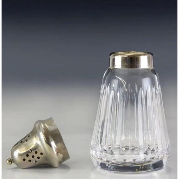 Vintage Gucci Italian Cut Crystal Sugar Shaker Muffineer Silver Plated RARE HTF - Picture 4 of 9